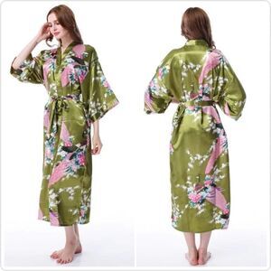 Applesauce green satin peacock floral kimono robe